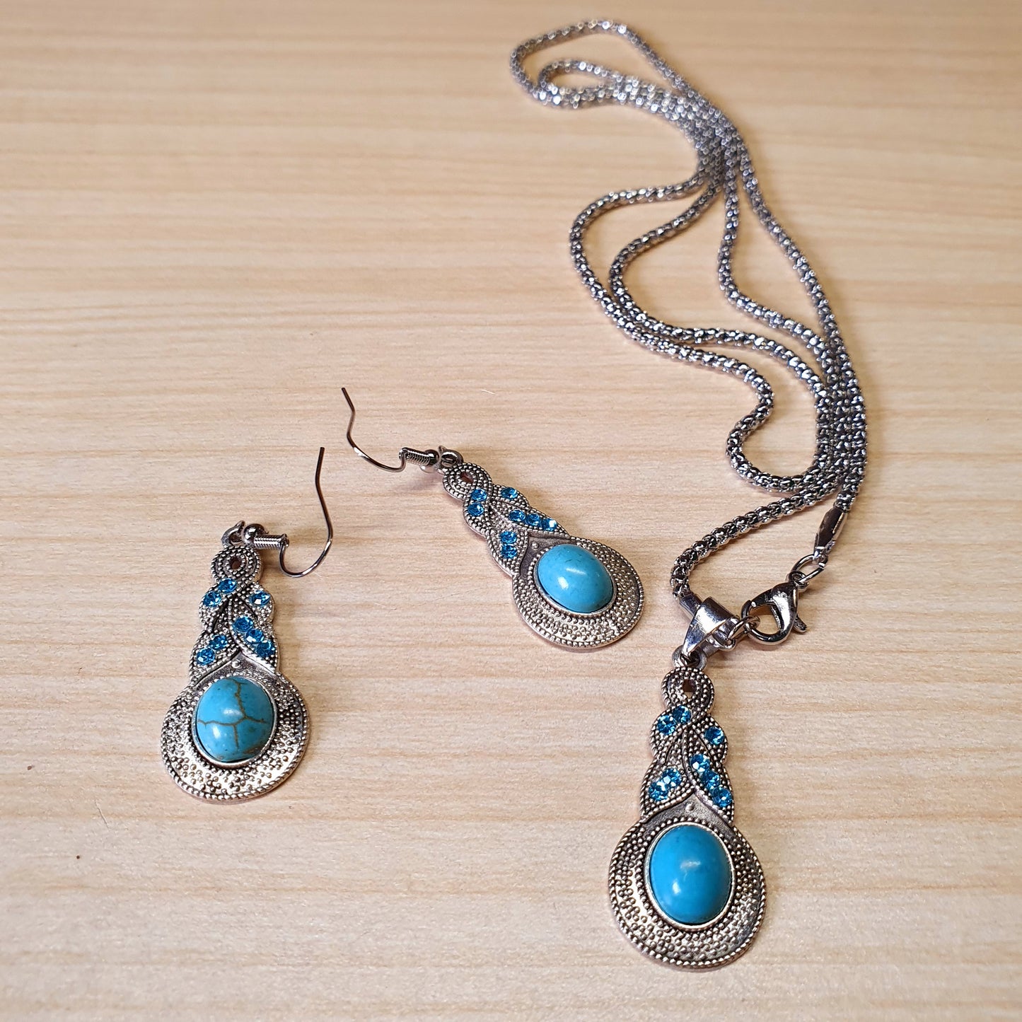 Necklace With Earings #3183