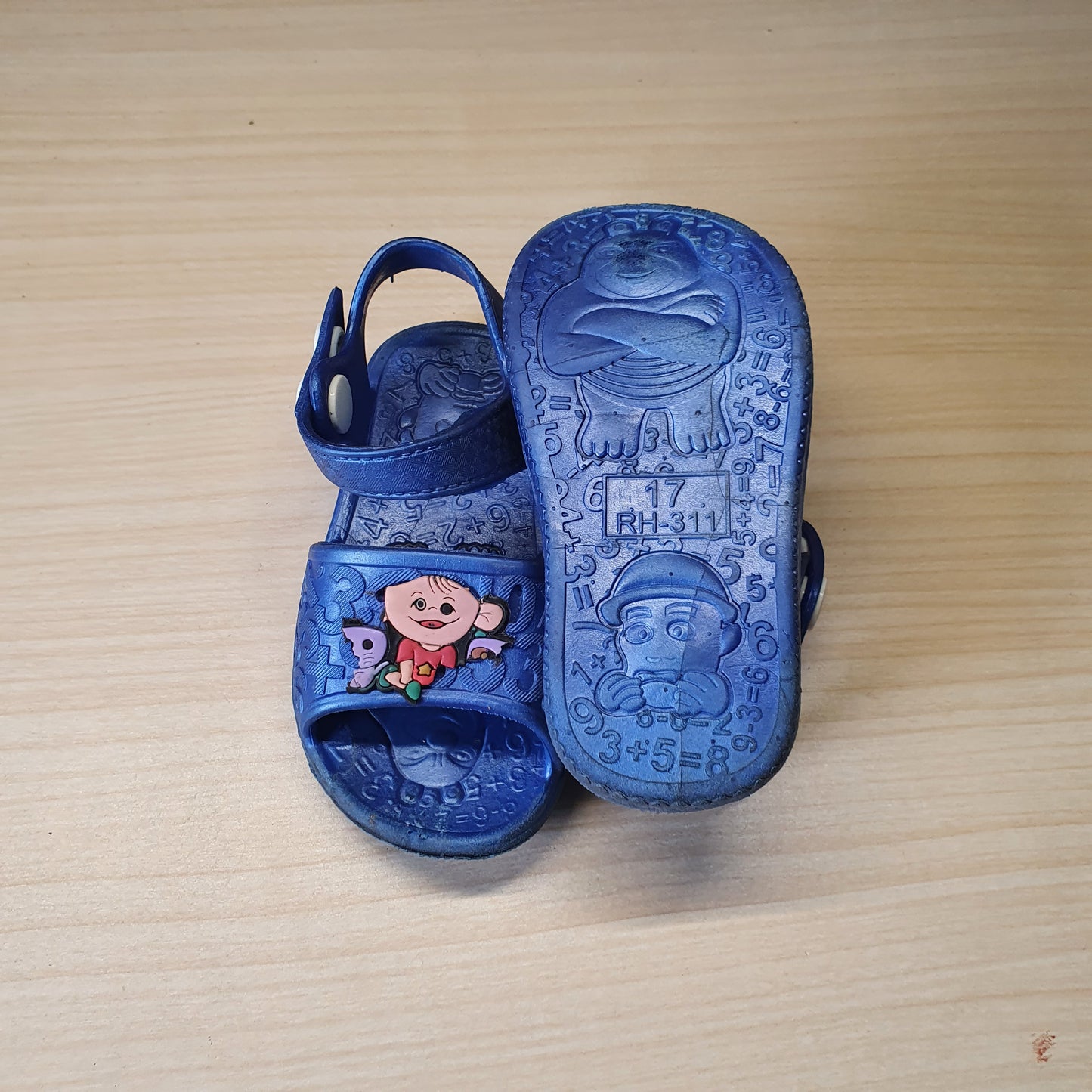 Kids Used Imported Sandals Size 17