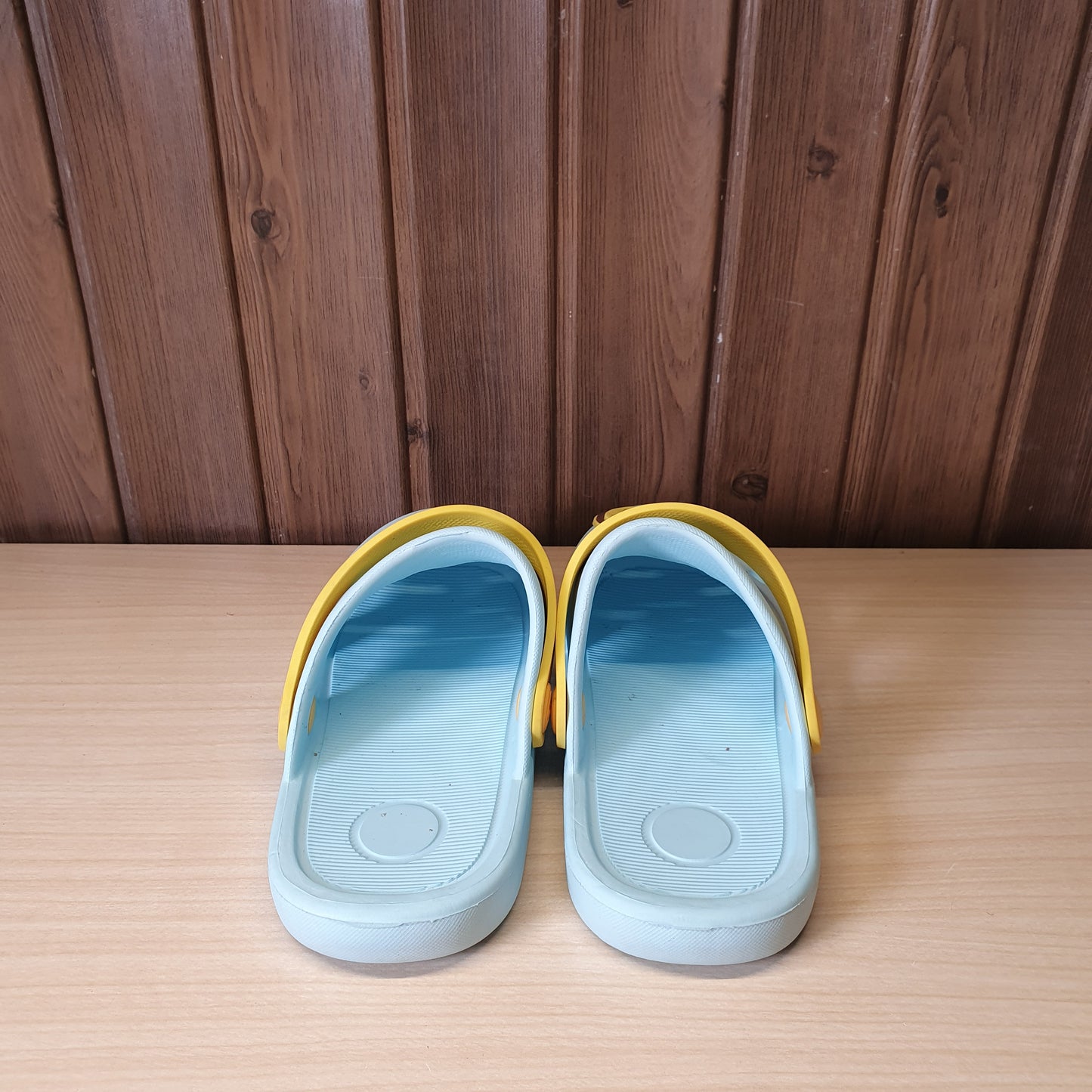 Kids Used Imported Crocs Size 180mm