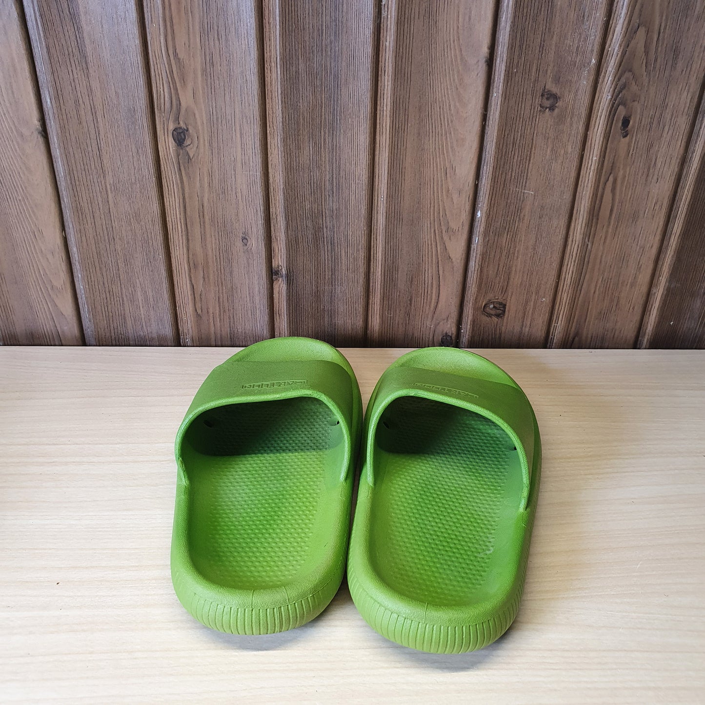 Kids Used Imported Crocs size 190MM