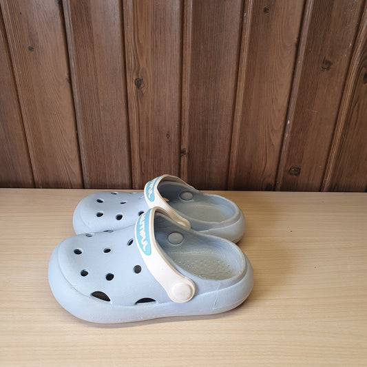 Kids Used Imported Crocks Size 27-28