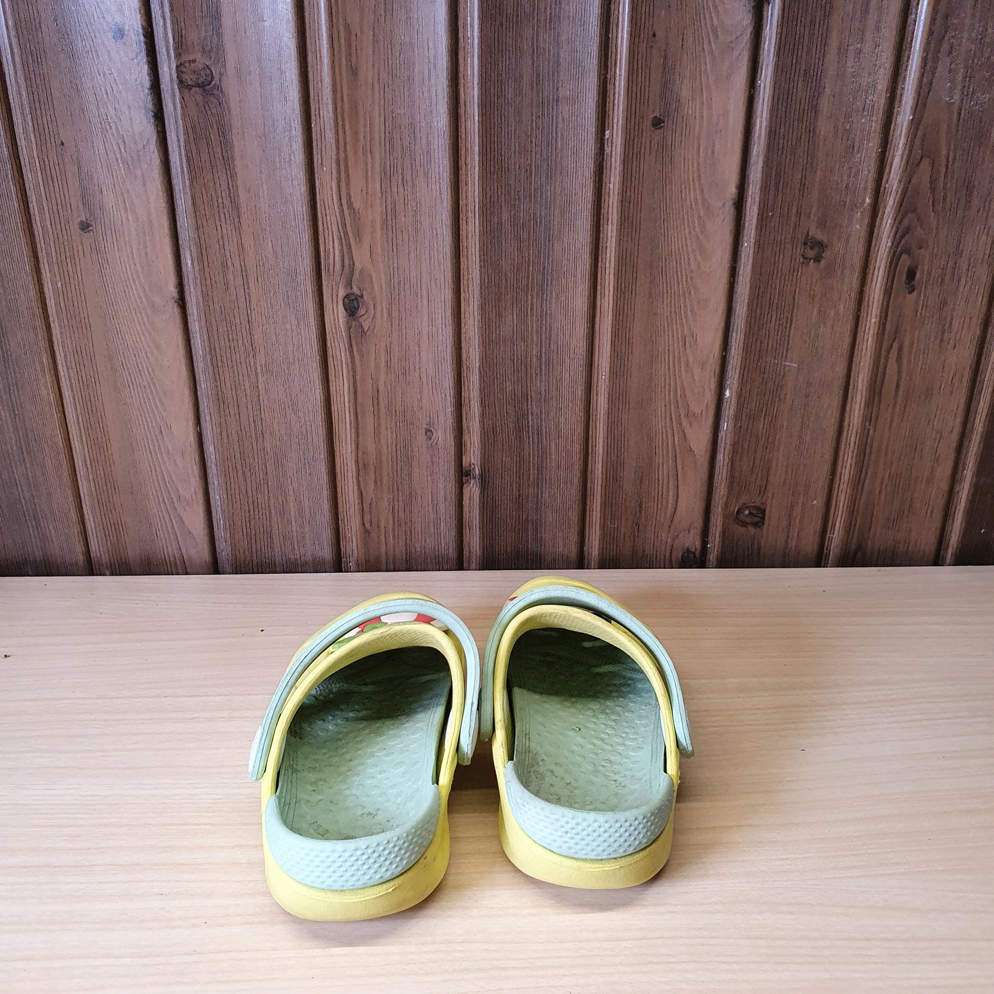 Kids Used Imported Crocks Size 23