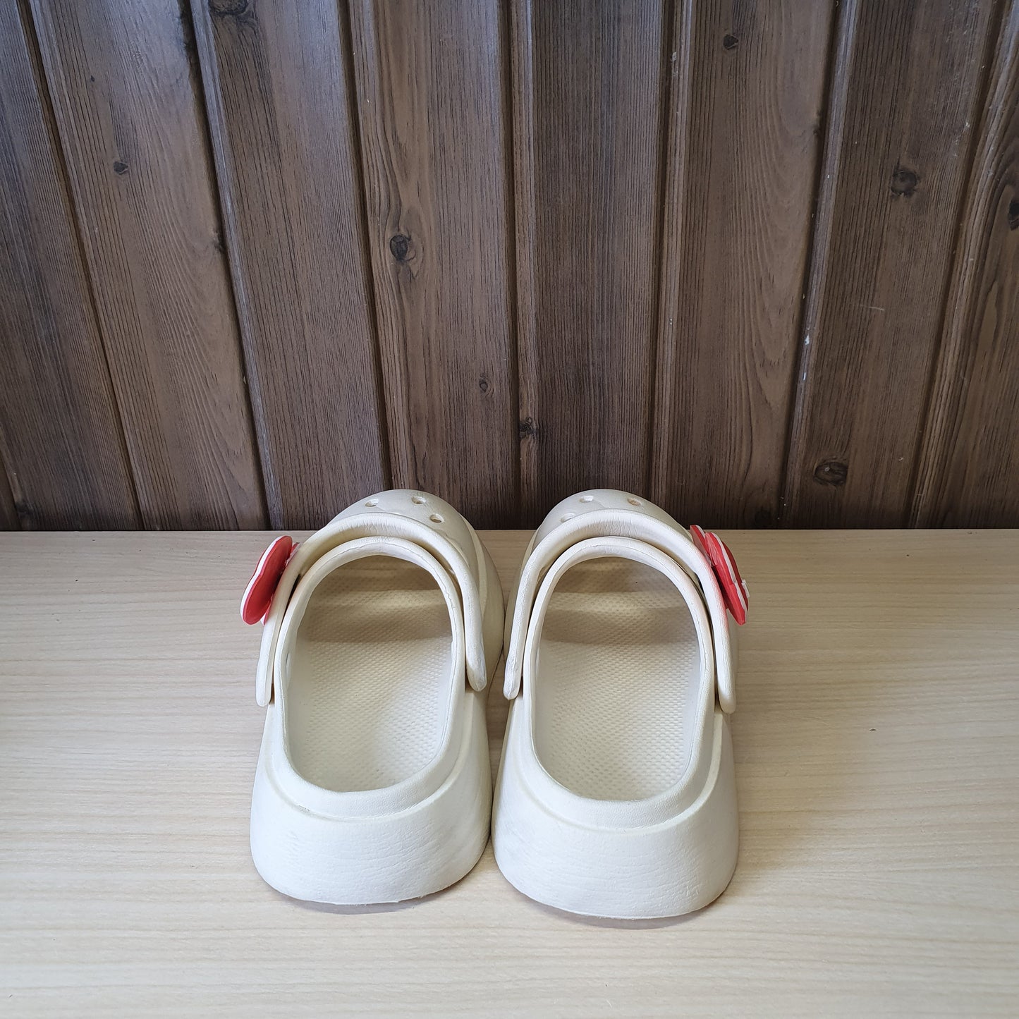 Kids Used Imported Crocks Size 28-29