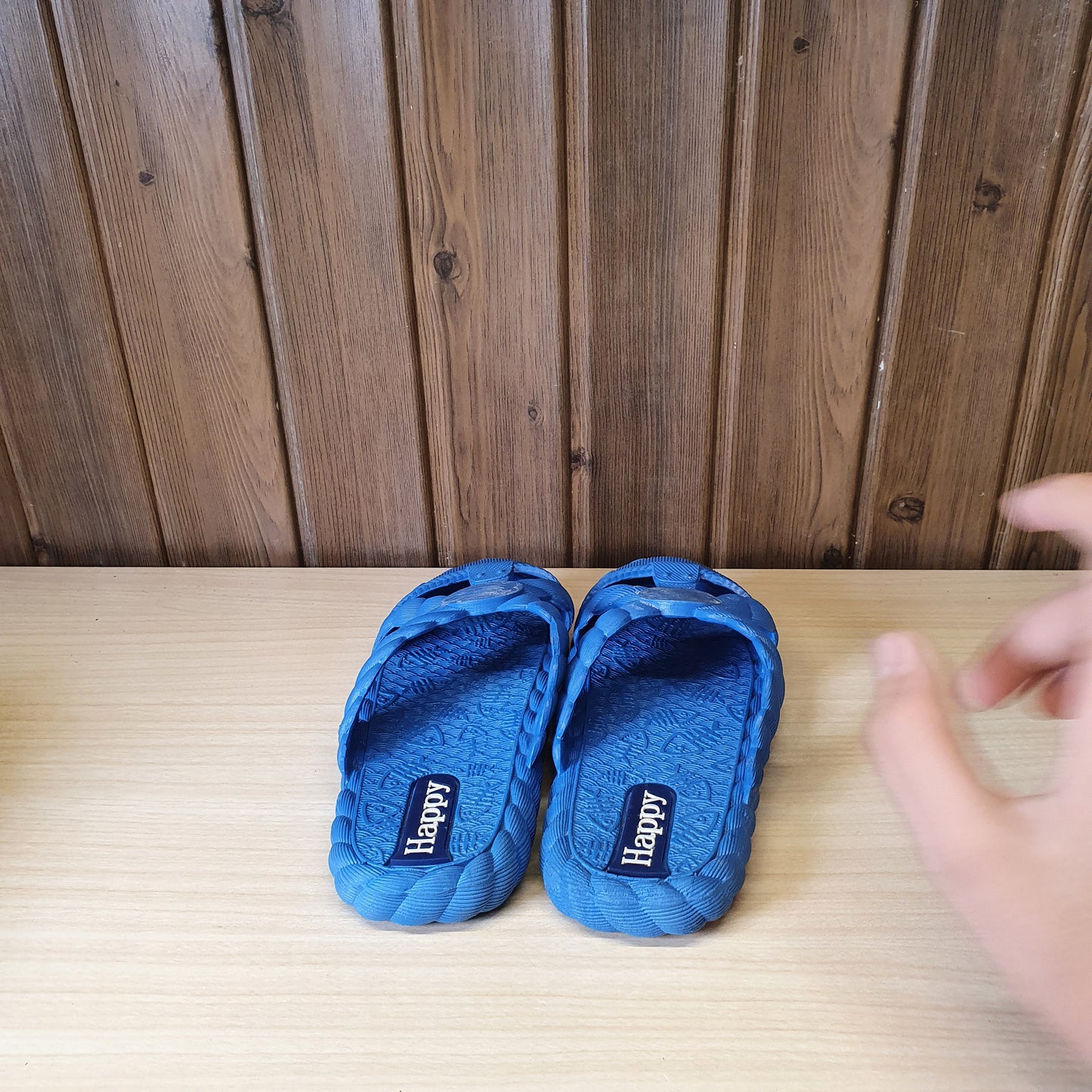 Kids Used Imported Slippers Size 175MM