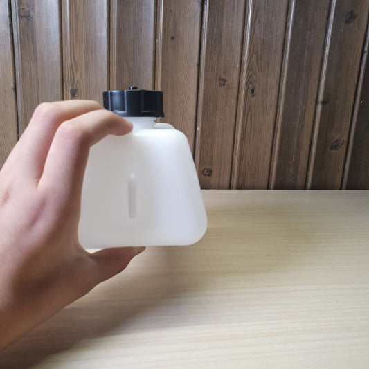 Generic plastic fuel tank for small vehicles like pocket bikes, dirt bikes, or mini quads.#6712