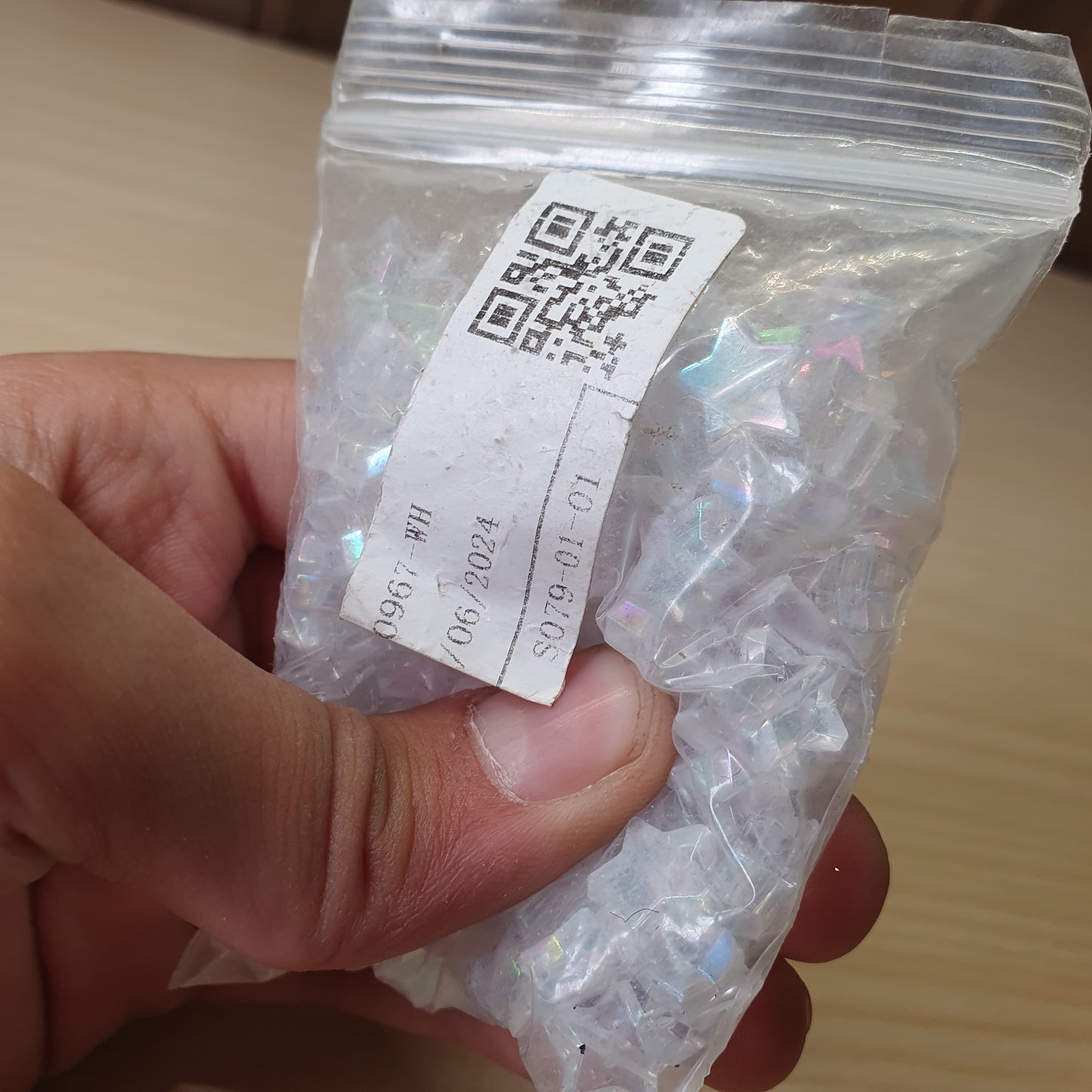 Transparent acrylic star beads, often used for DIY jewelry projects like necklaces and bracelets. #6952