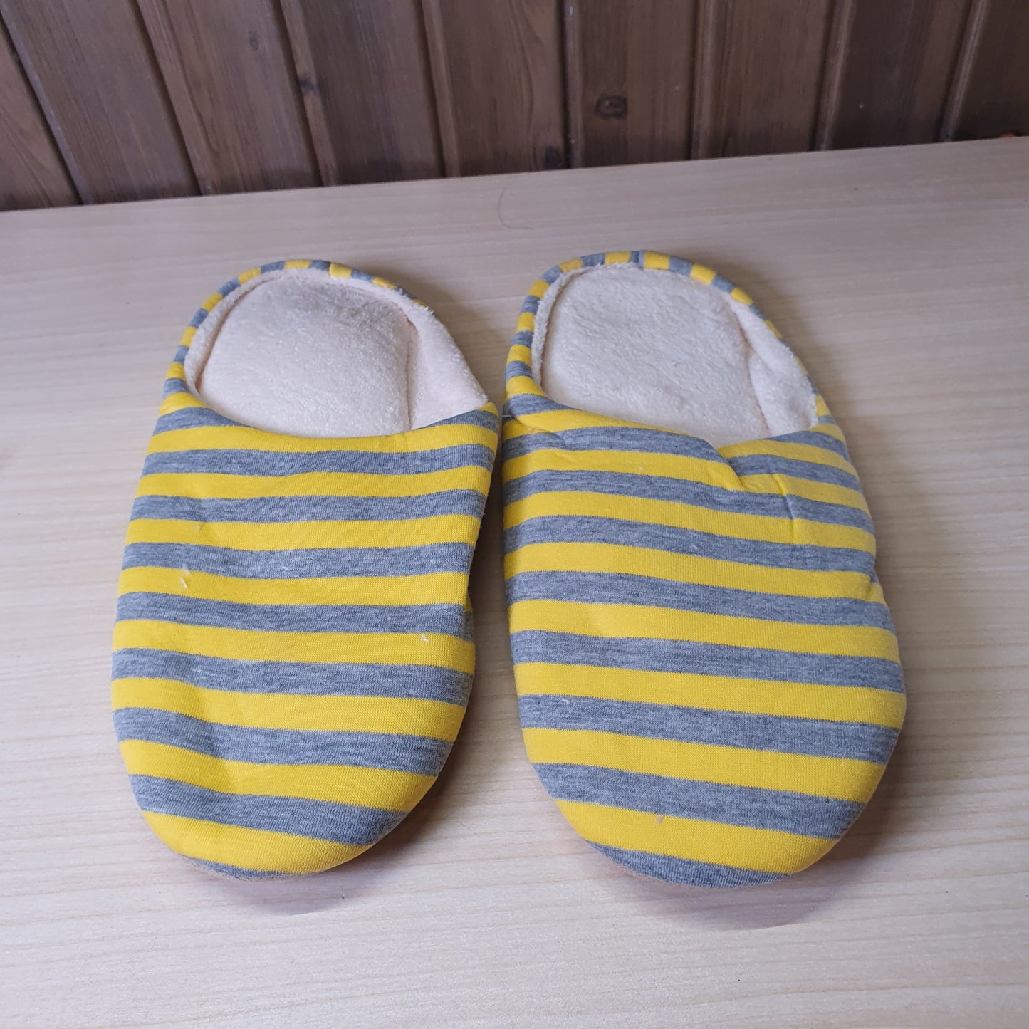 Comfortable indoor house shoes #8218