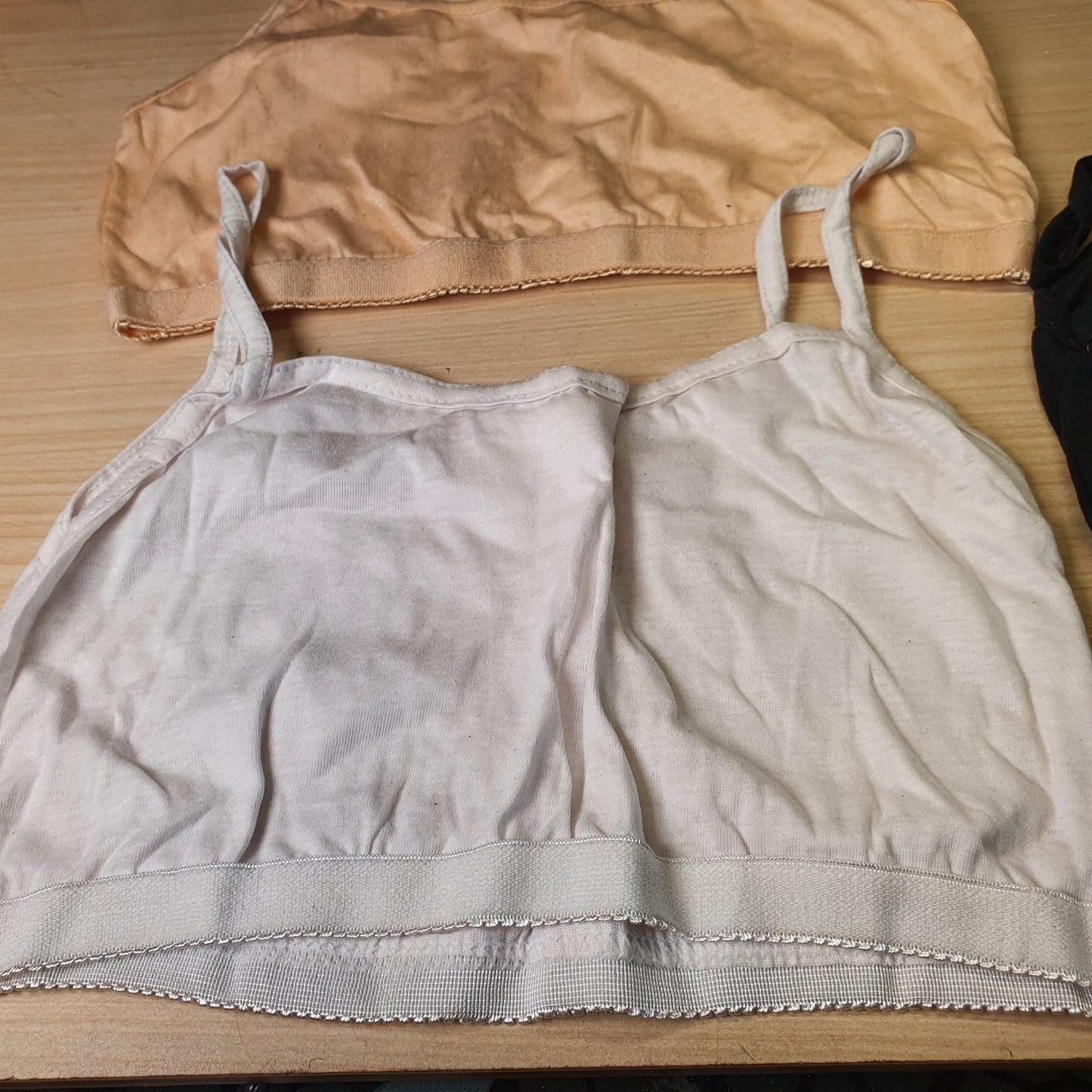 White and beige cotton trainer bras #9289
