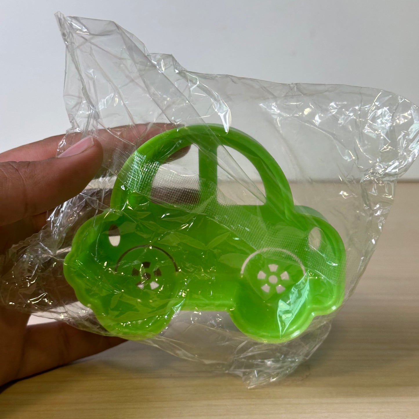 car-shaped sandwich cutter mold #079