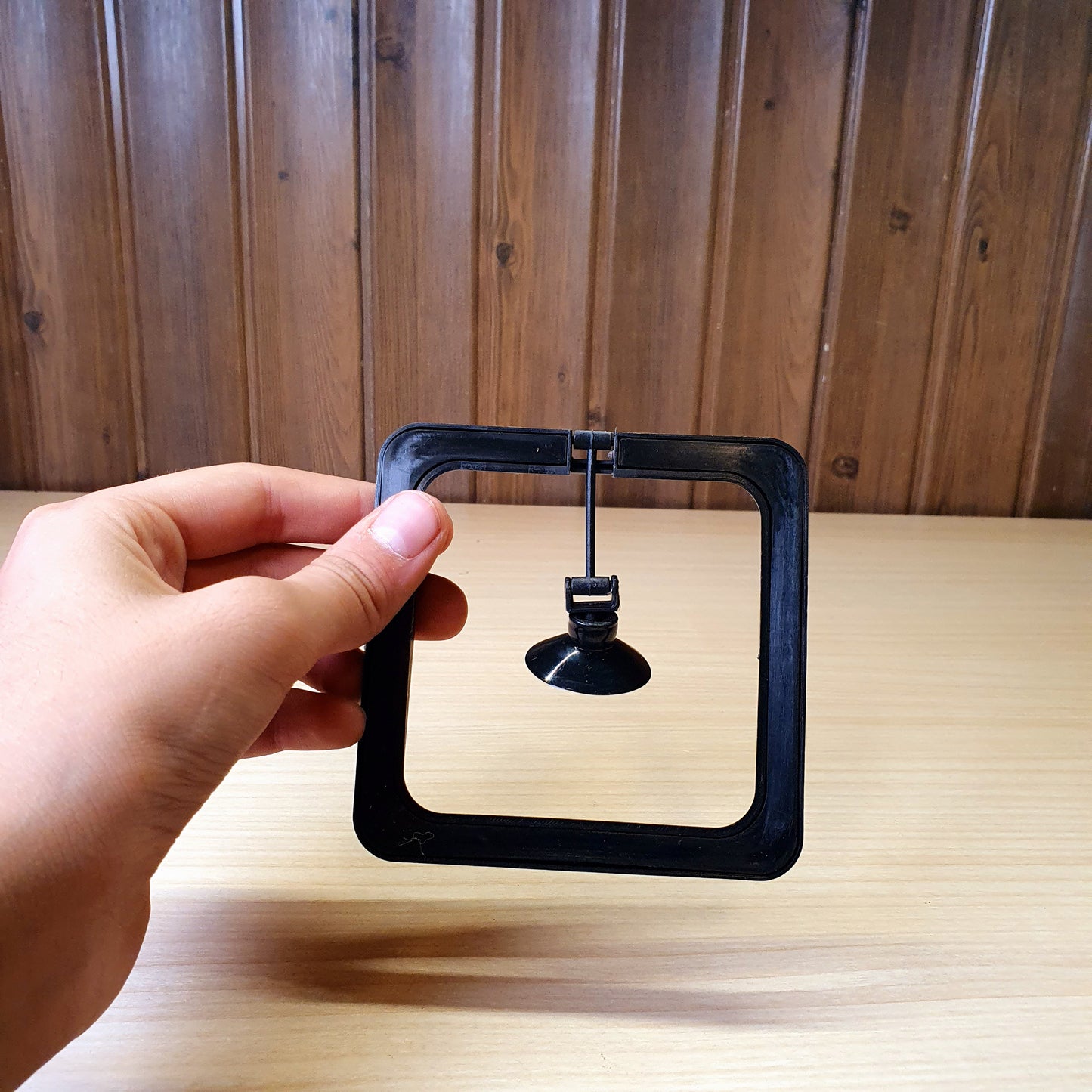 Aquarium Feeding Ring Fish Tank Station Floating Food Tray Feeder Square Circle Accessory Fish Food Feeder Suction Cup Black #3192