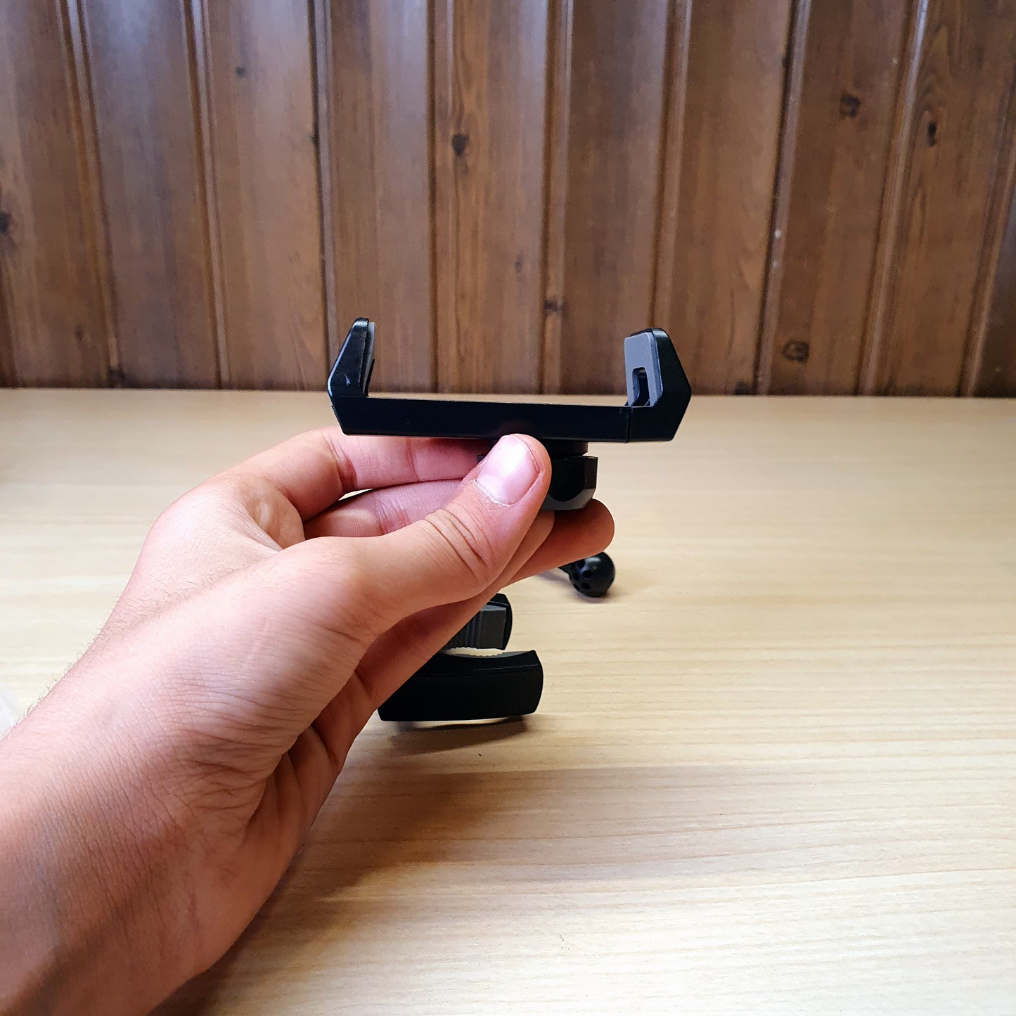 Universal  Clip Holder for Cellphone #3157