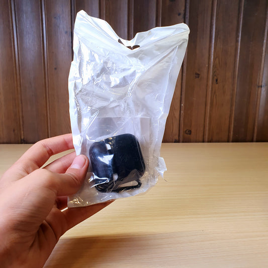 Earbuds With Cover #3181