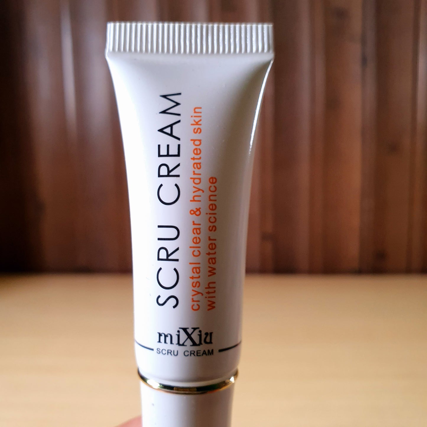 Scru Cream Crystal Clear And hydrated Skin #3413