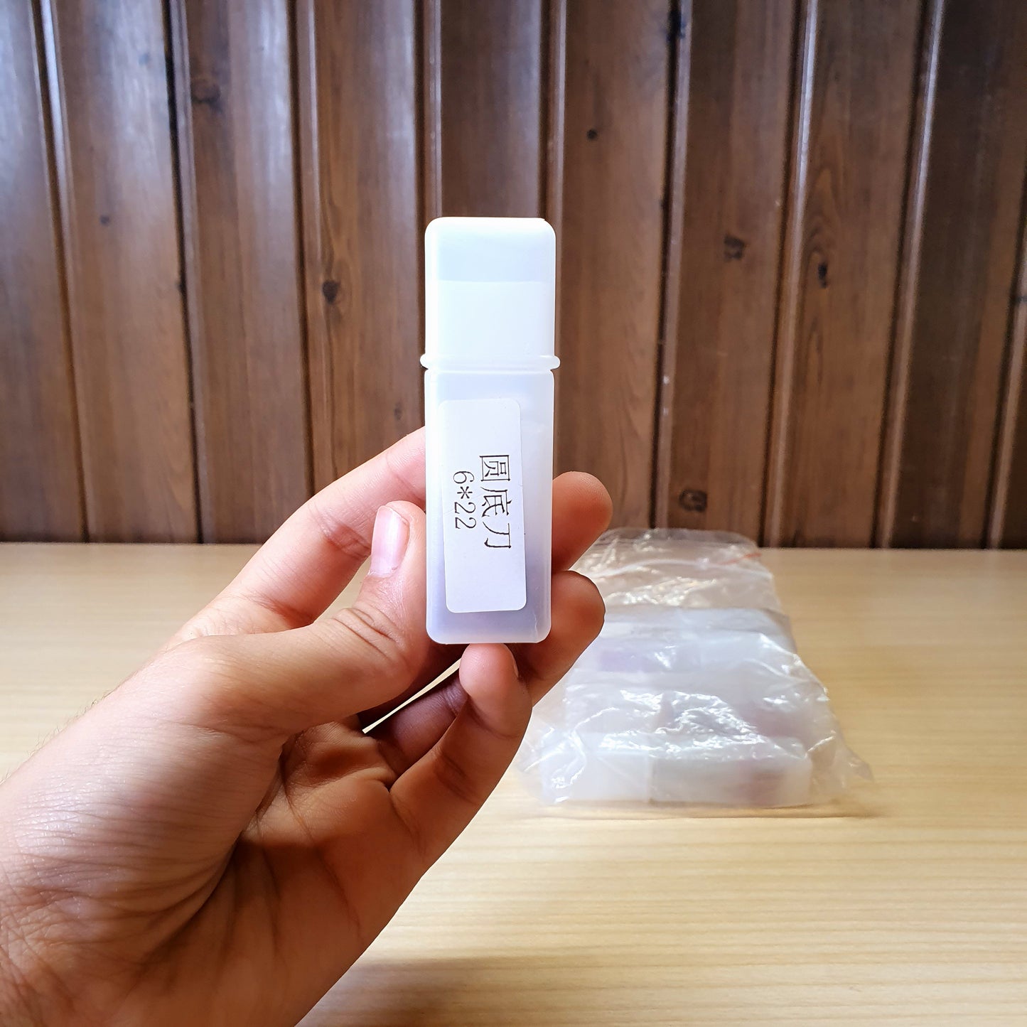Round nose router bit used for cutting decorative grooves, flutes, and veining in wood. #3365