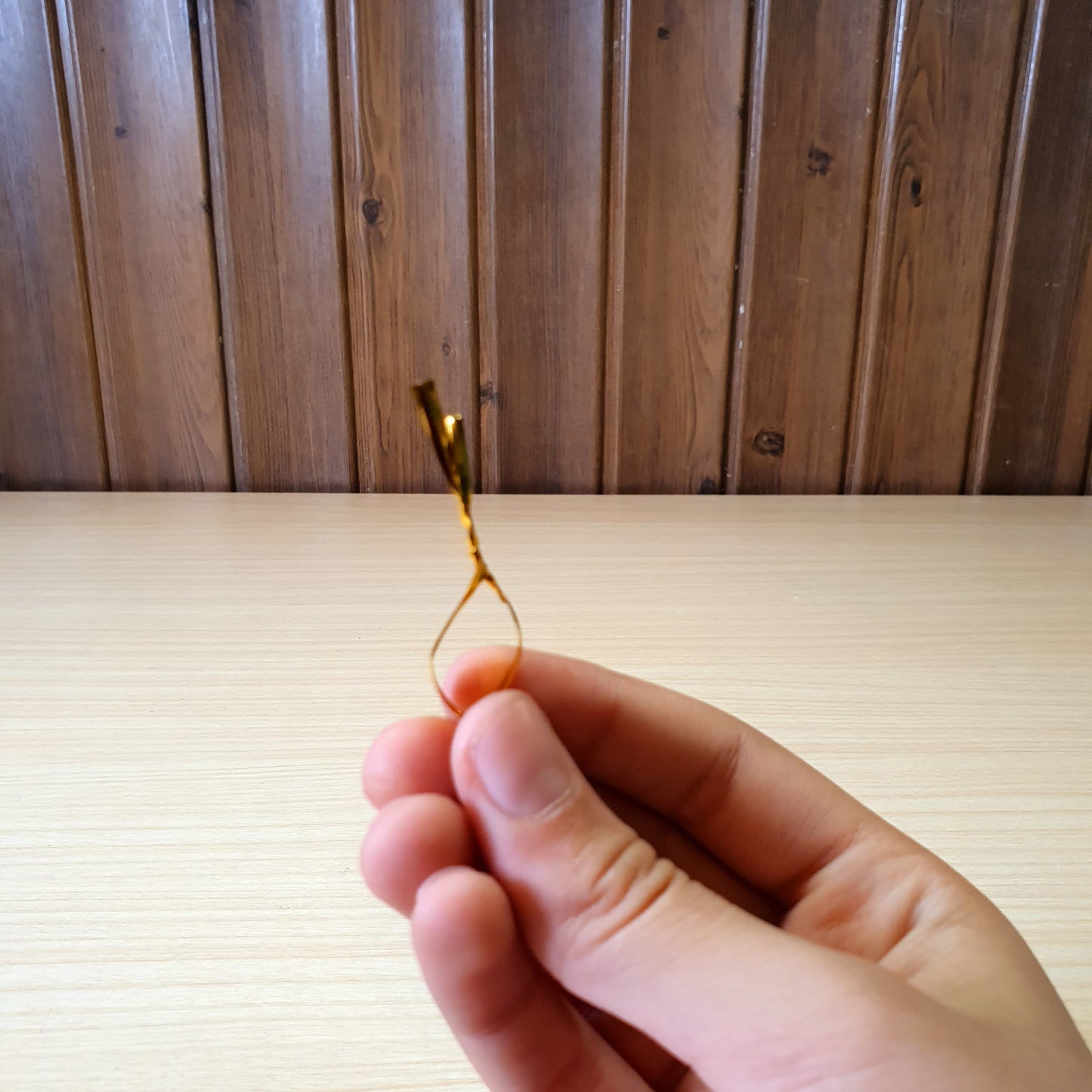 Gold twist tie is designed for sealing bags and packaging #3346