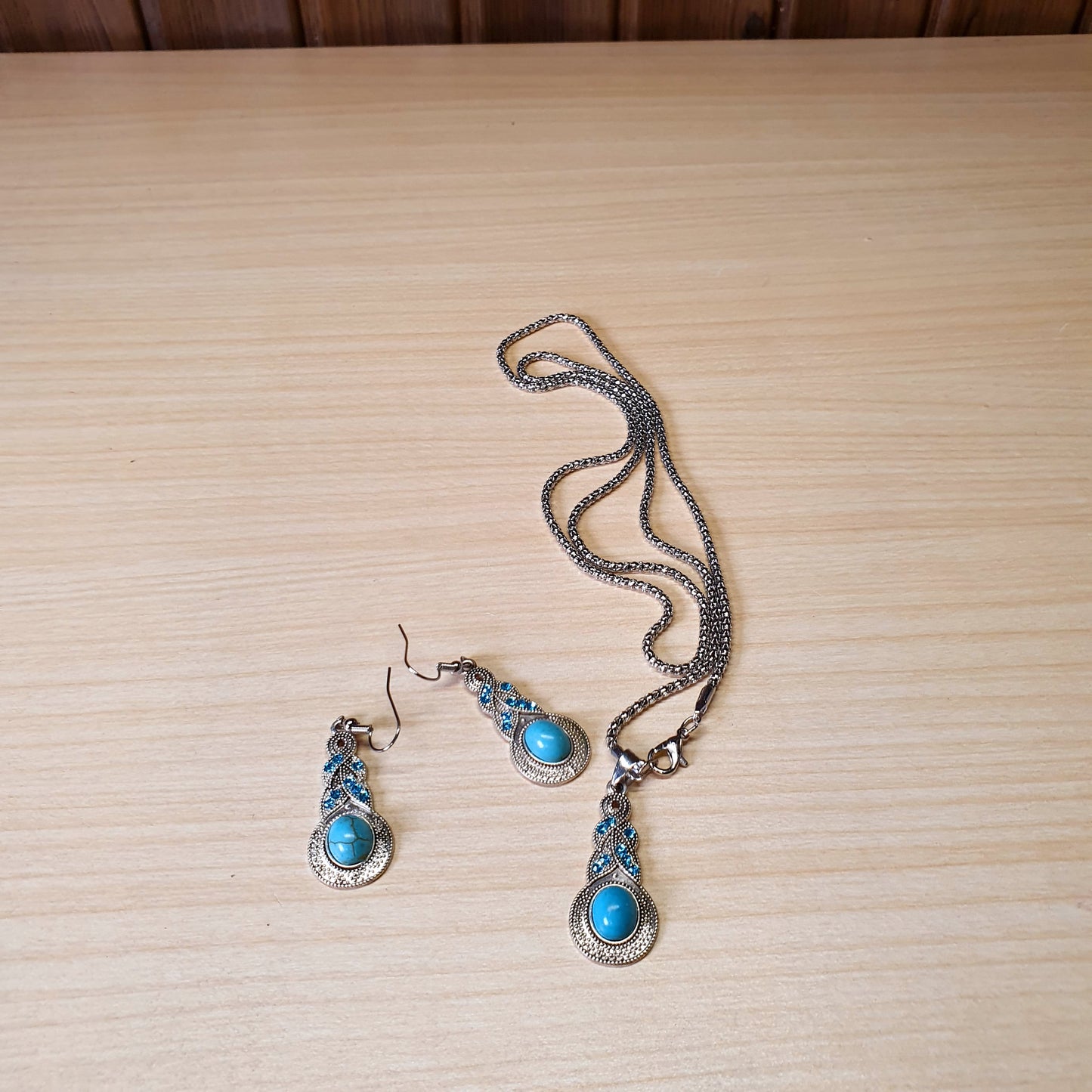 Necklace With Earings #3183