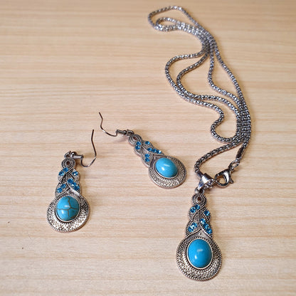 Necklace With Earings #3183