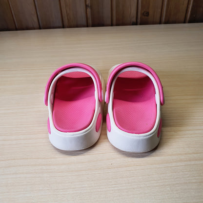 Used Imported Slippers Size 20-21