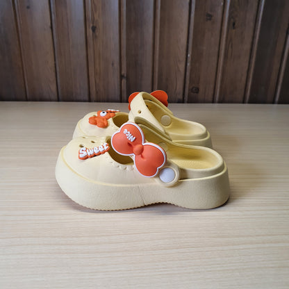 Used Imported Crocs Size 24-25