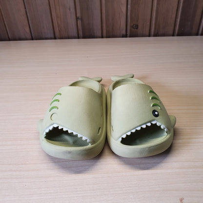 Kids Used Imported Crocs Size  140mm