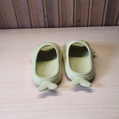 Kids Used Imported Crocs Size  140mm