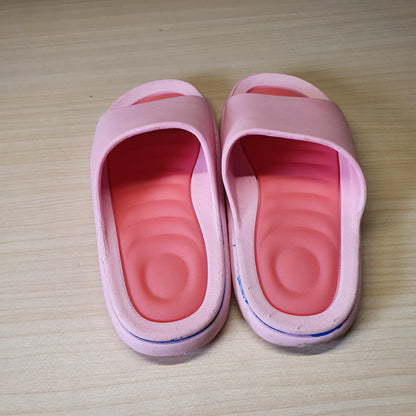 Kids Used Imported Slipper Size 30