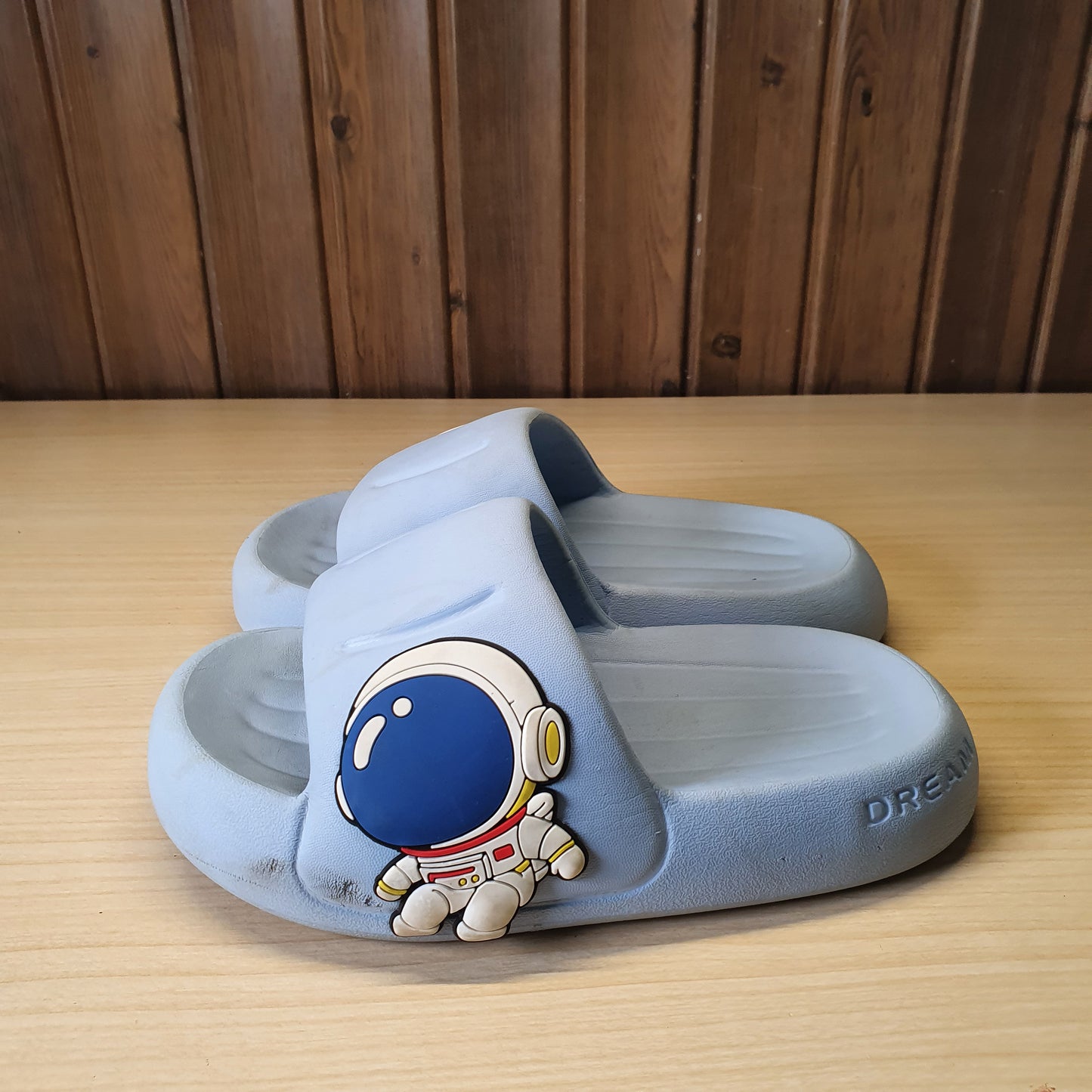 Kids Used Imported Slippers Size 28-29