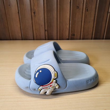 Kids Used Imported Slippers Size 28-29