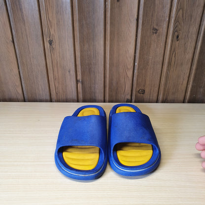 Kids Used  Imported Slippers Size 29