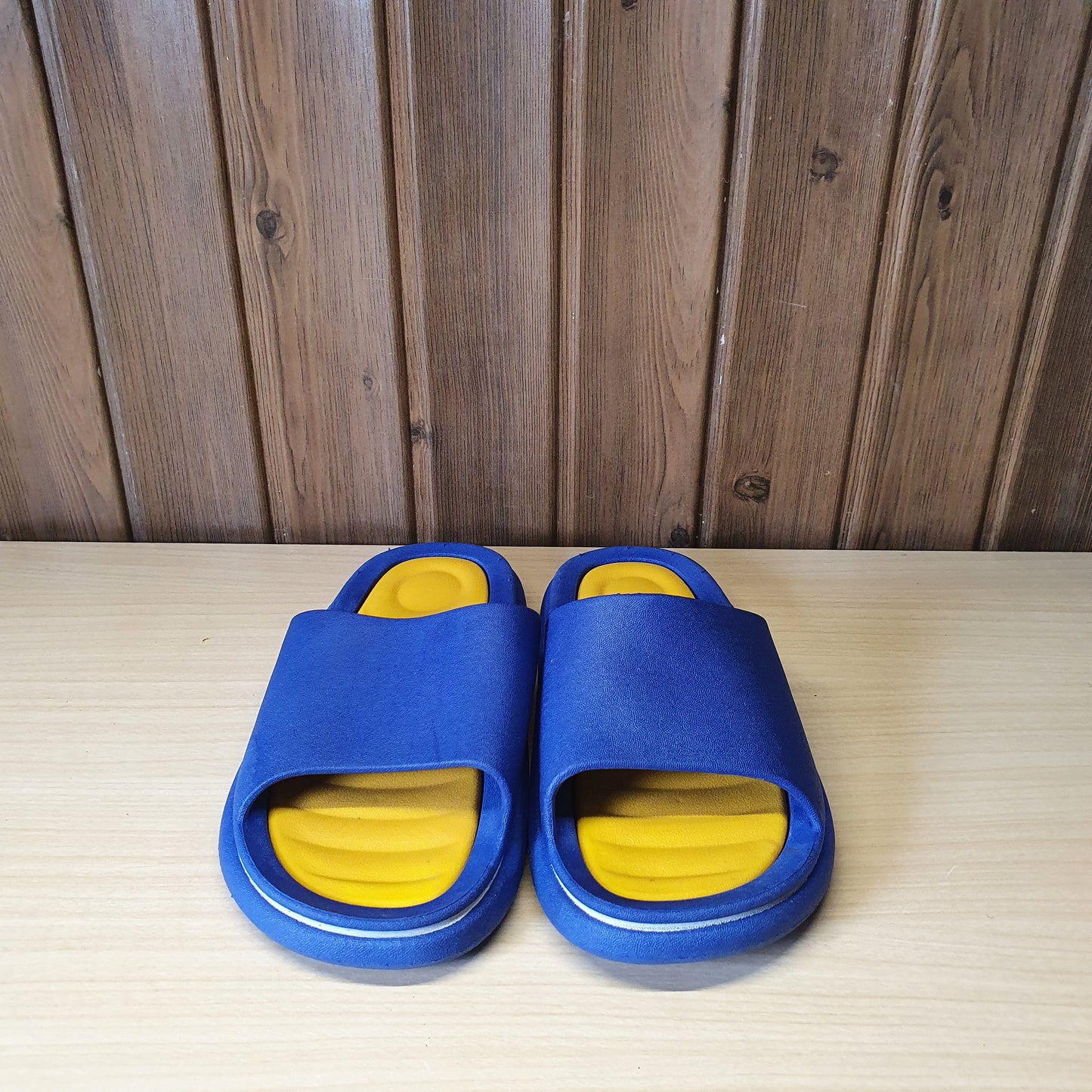 Kids Used  Imported Slippers Size 29