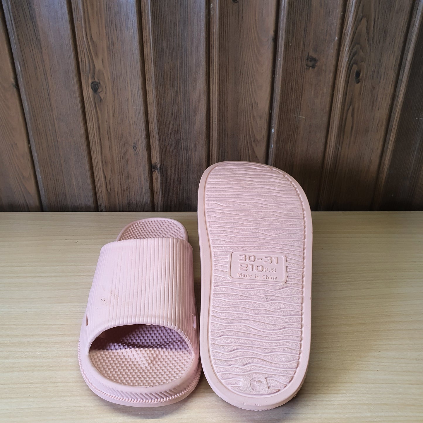 Kids Used Imported Slipers size 30-31
