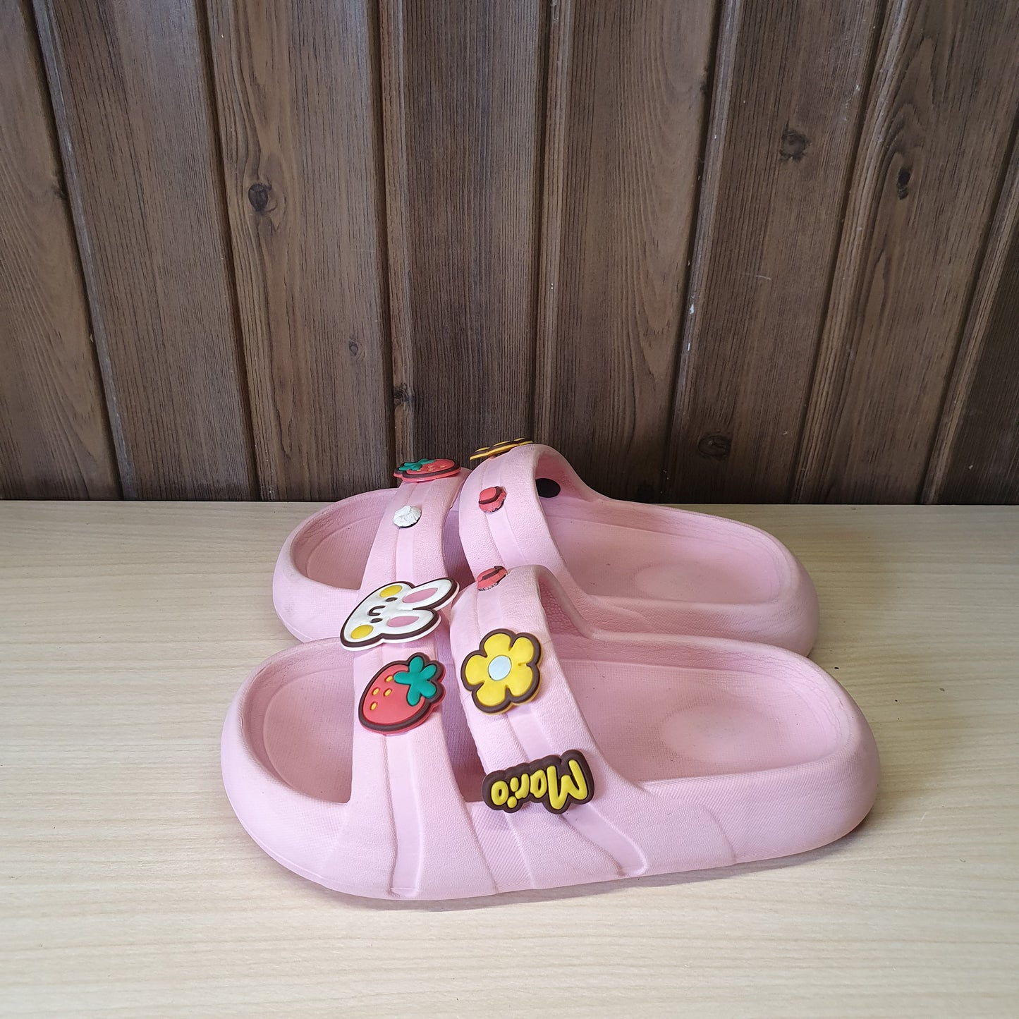Kids Used Imported Slipers  size  180MM