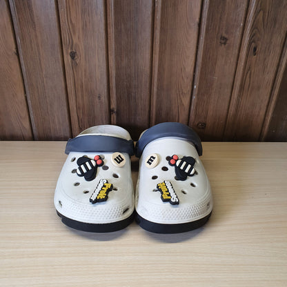 Kids Used Imported Crocs size 24-25