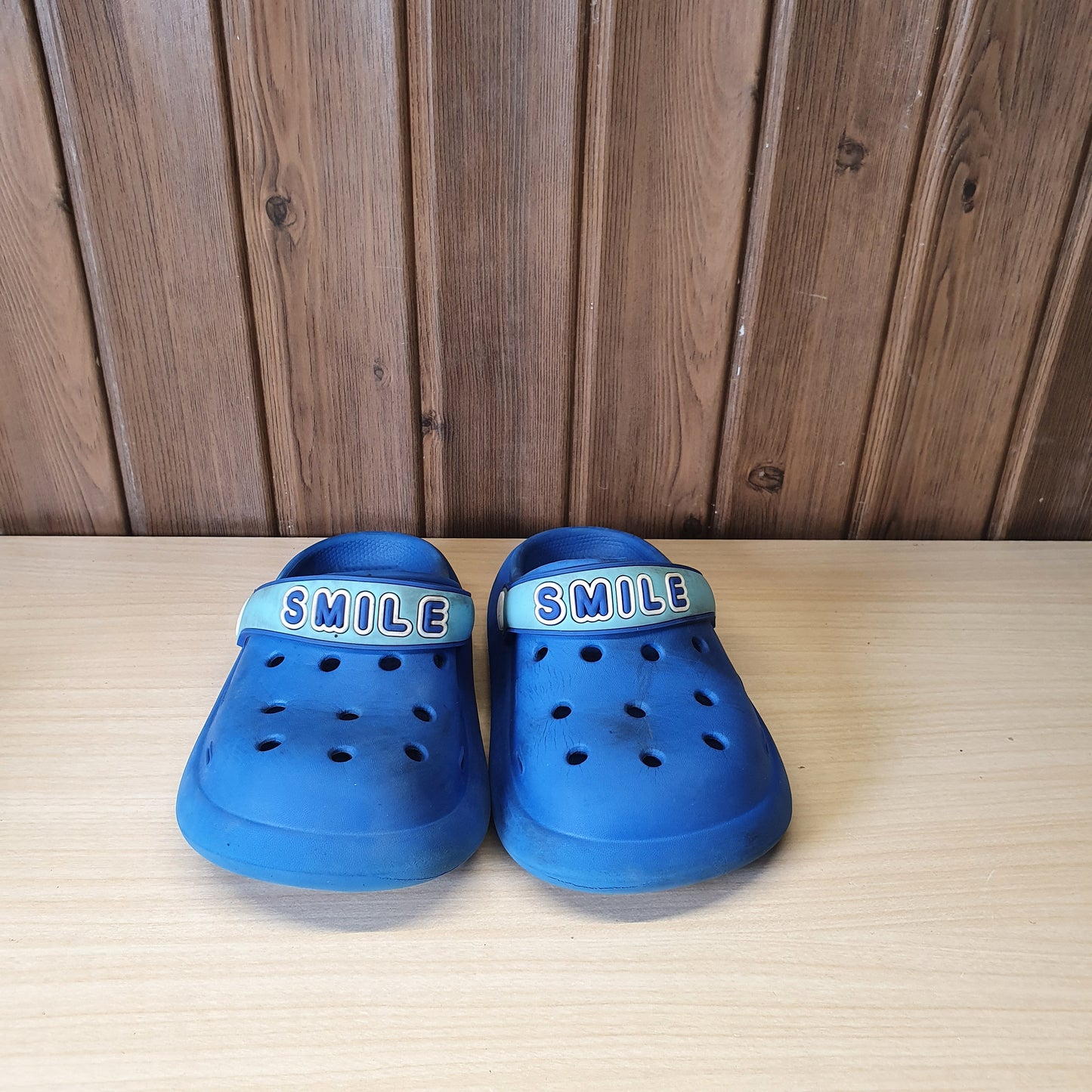 Kids Used Imported Crocs size 24-25