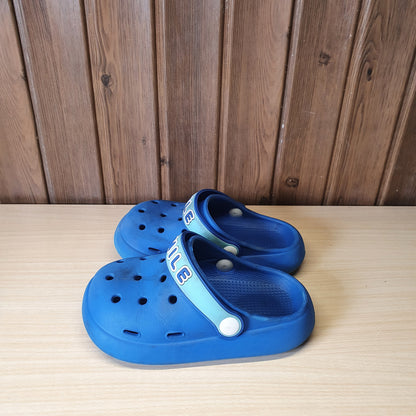 Kids Used Imported Crocs size 24-25