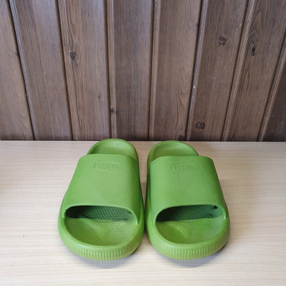 Kids Used Imported Crocs size 190MM
