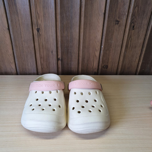 Kids Used Imported Crocs size 170MM