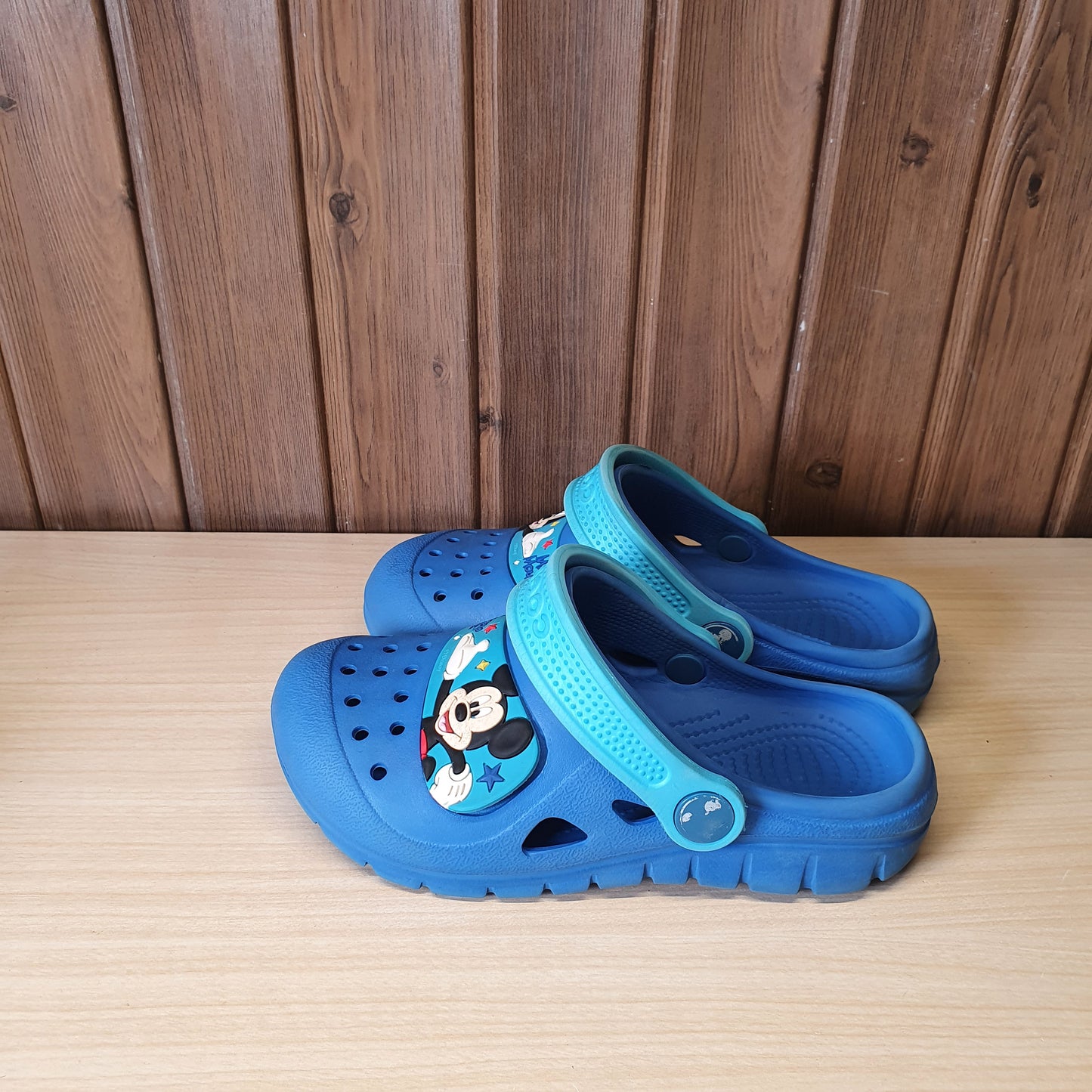 Kids Used Imported Crocs size 30-31