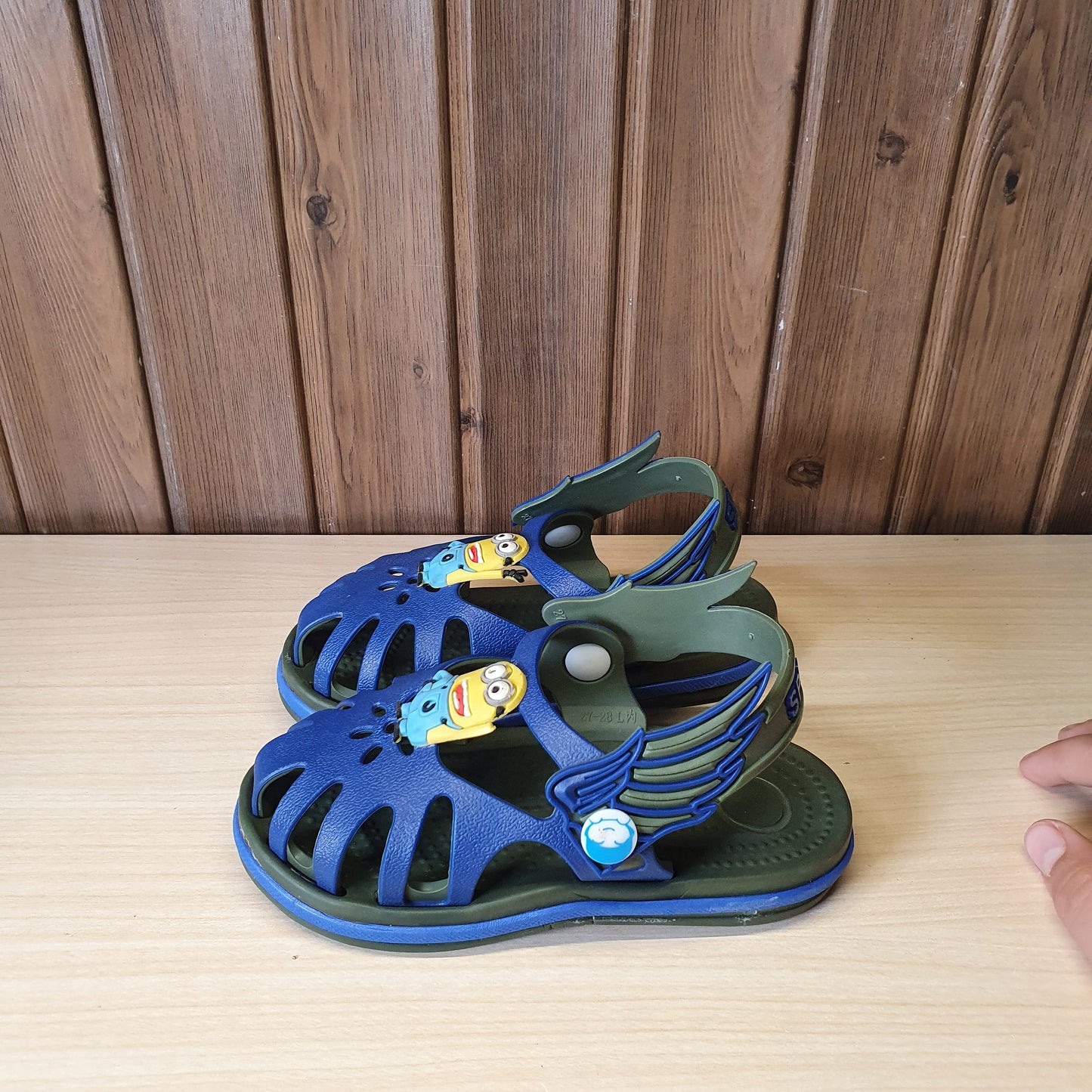 Kids Used Imported Crocs size 27
