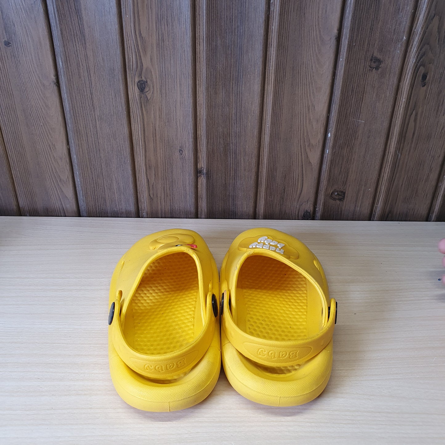 Kids Used Imported Crocs size 26-27