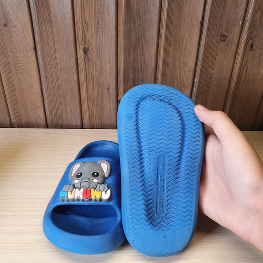 Kids Used Imported Slipers  Size 24-25