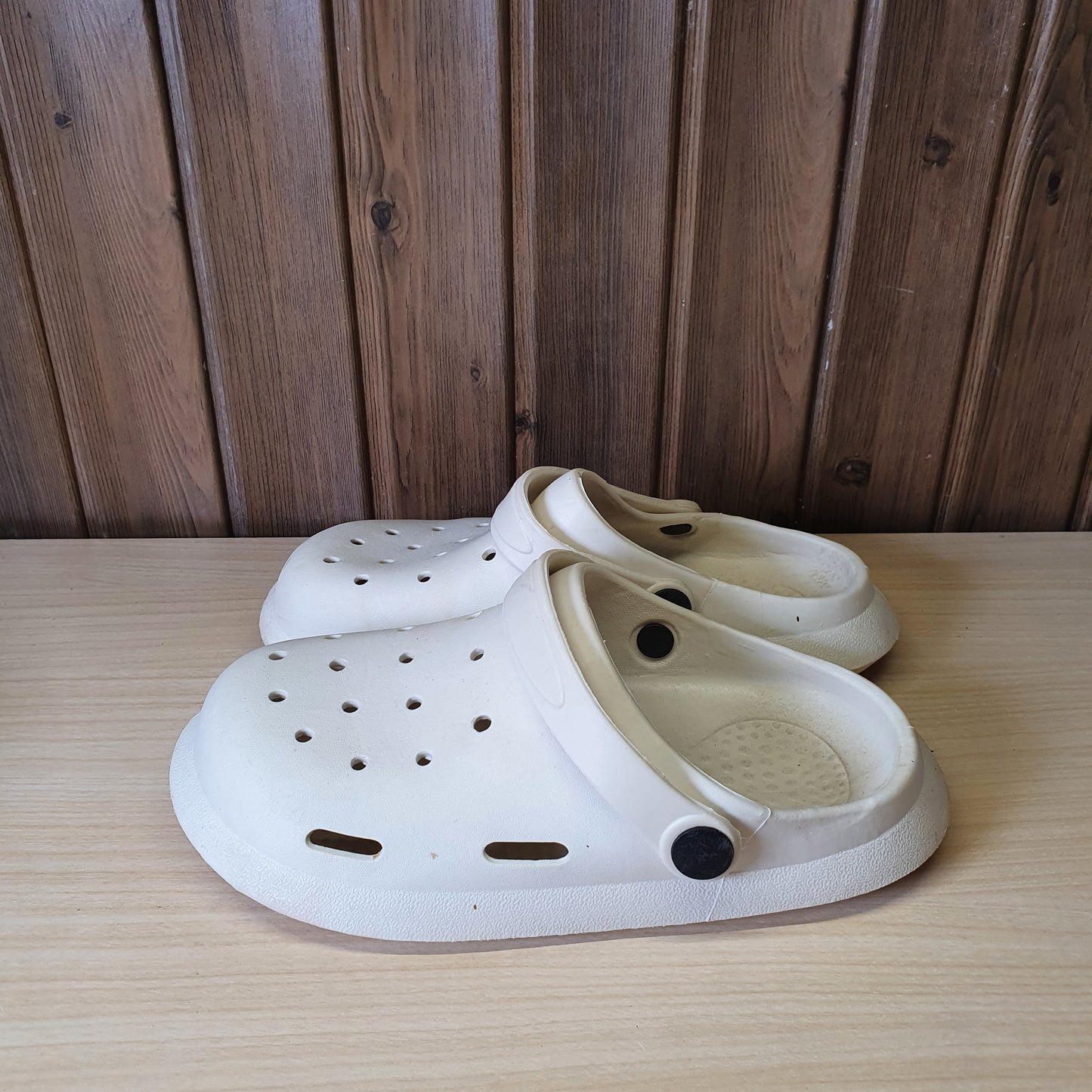 Kids Used Imported Crocks Size  34-35