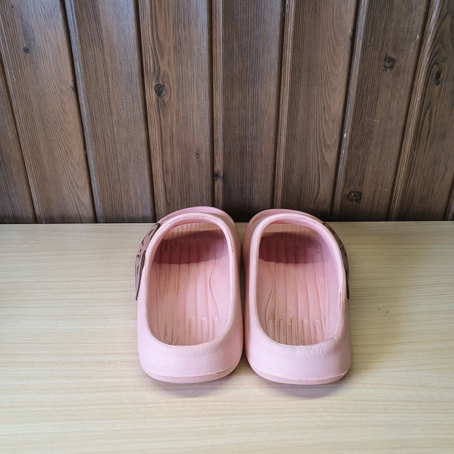 Kids Used Imported Slipers  Size 28-29