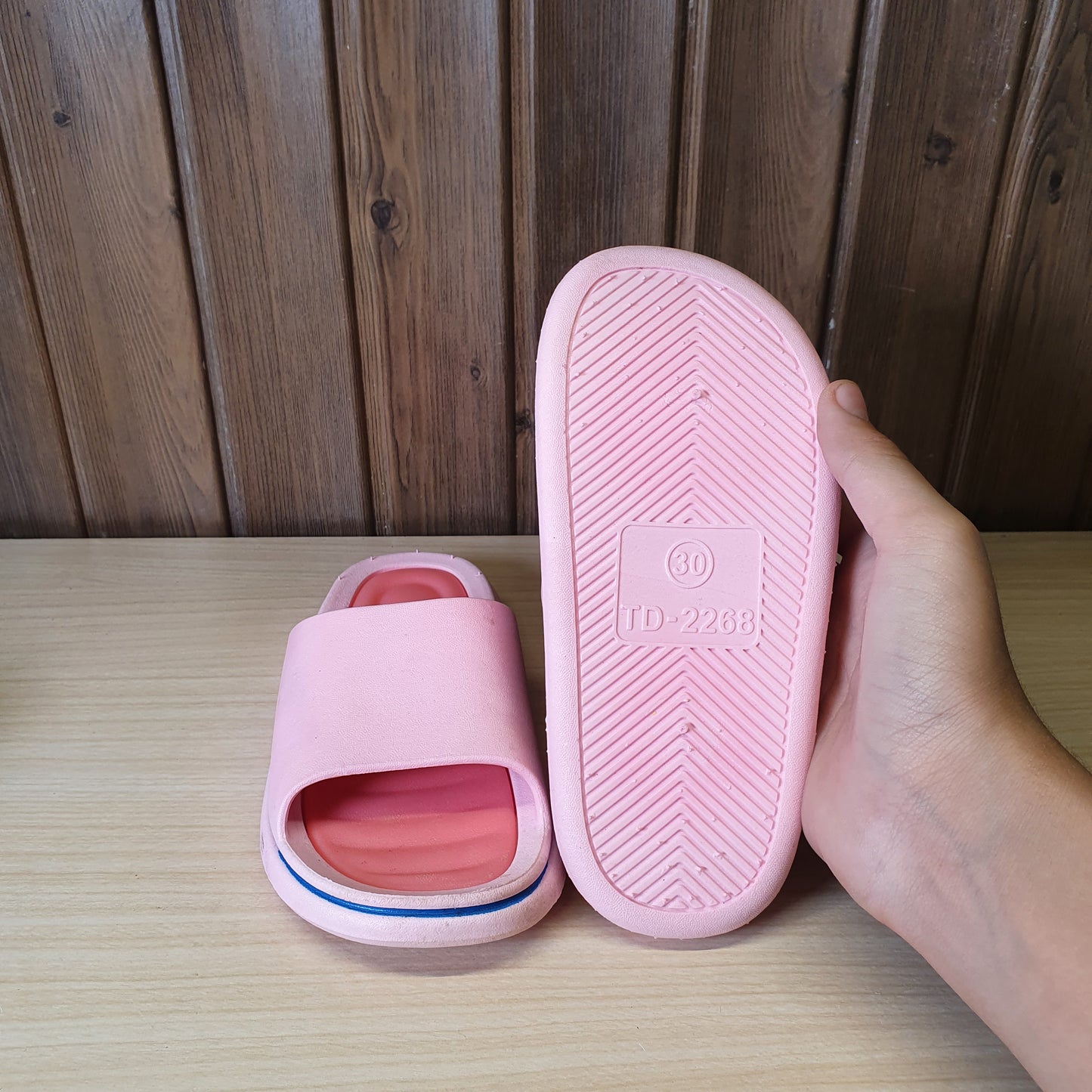 Kids Used Imported Slipers  Size 30
