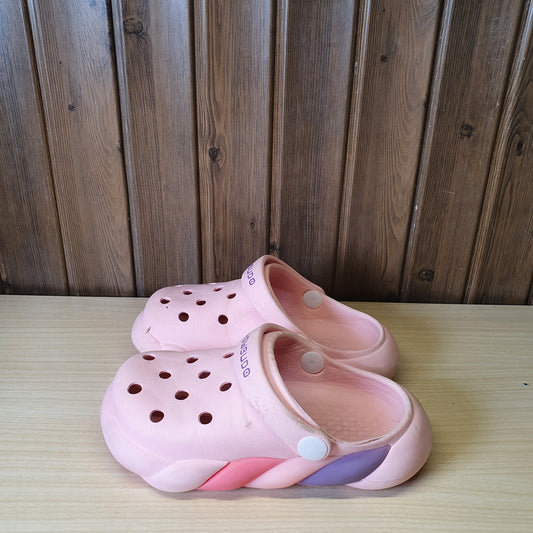 Kids Used Imported Crocks Size 26-27