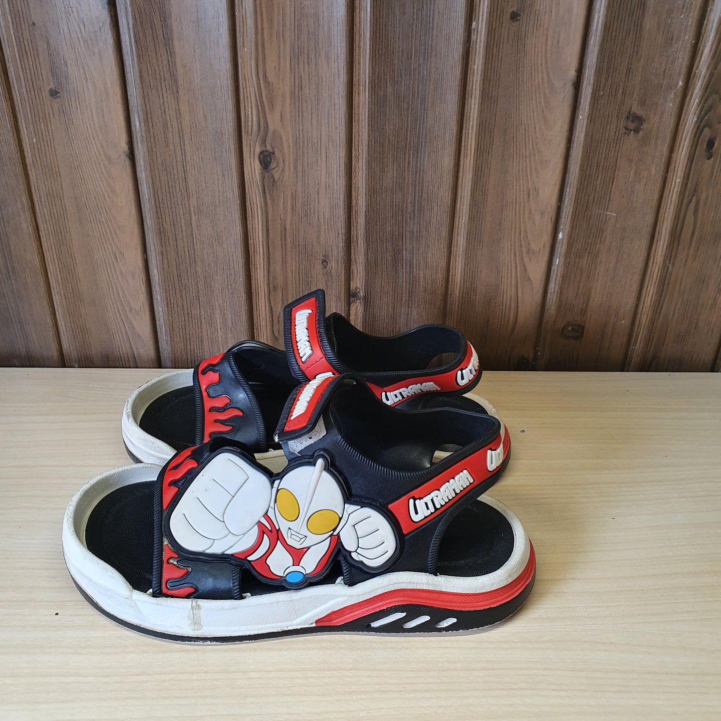 Kids Used Imported Sandal Size 31