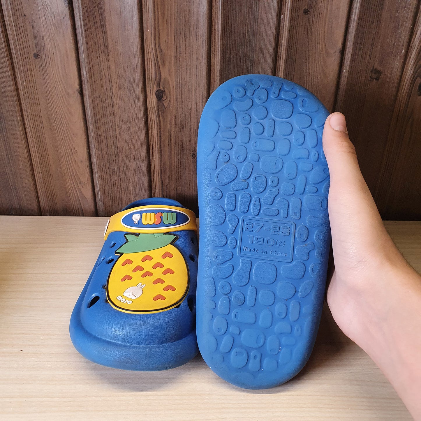 Kids Used Imported Crocks Size  27-28