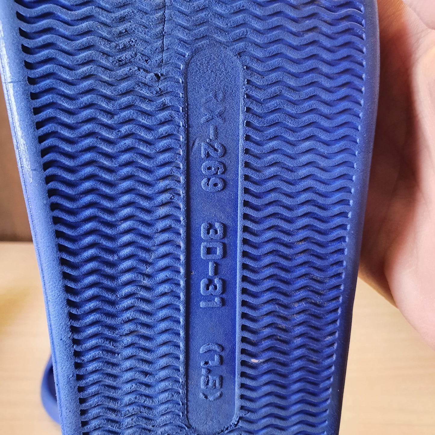Kids Used Imported Slipers Size 30-31