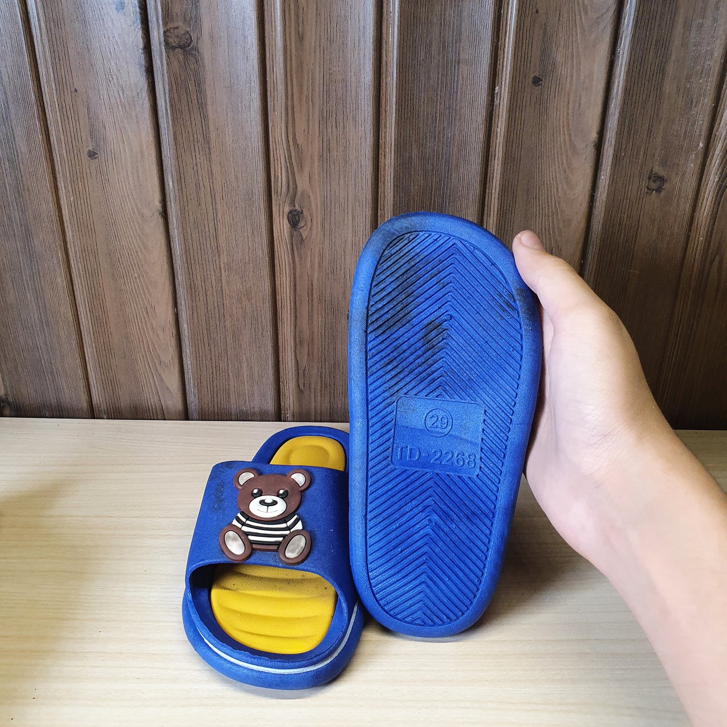 Kids Used Imported Slipers Size 29