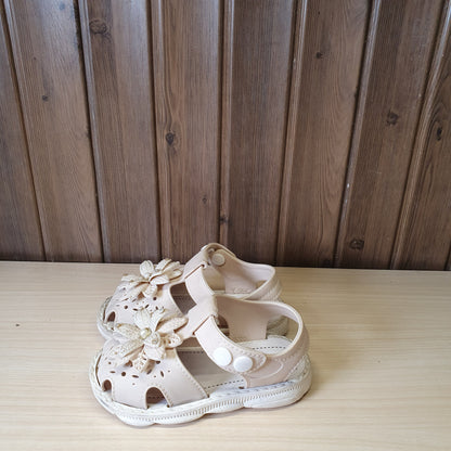 Kids Used Imported Sandals Size 24